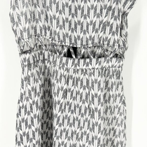 H&M Gray/White Cutout Patterned Mini Dress - Picture 3 of 6